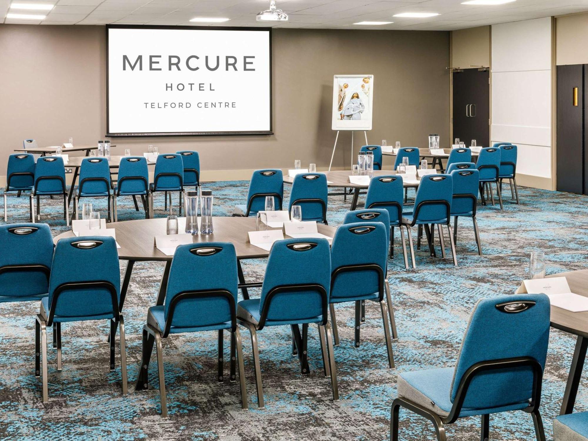 Mercure Telford Centre Hotel Esterno foto